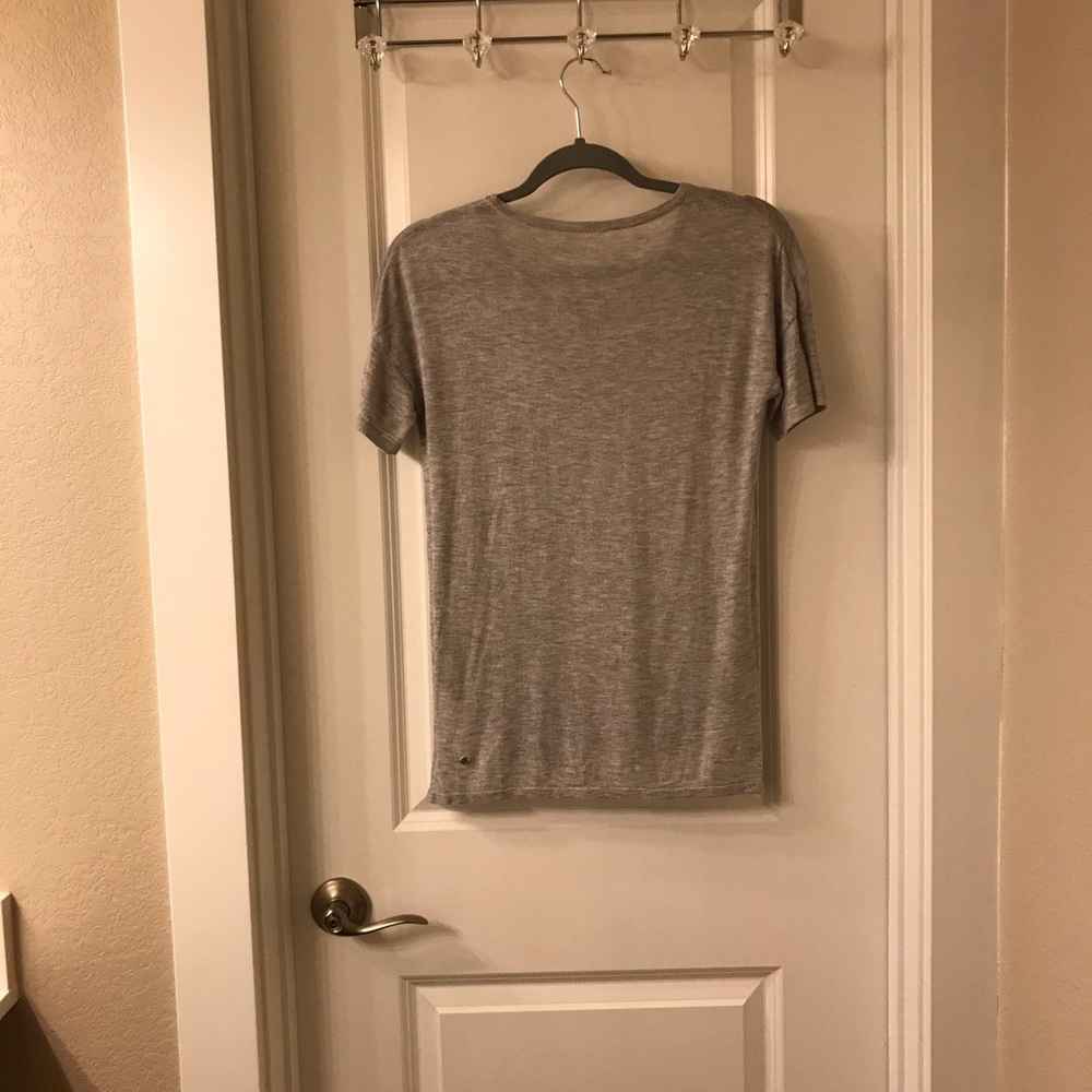 Lululemon gray sweater tee-shirt size 4/6 - Picture 2 of 5